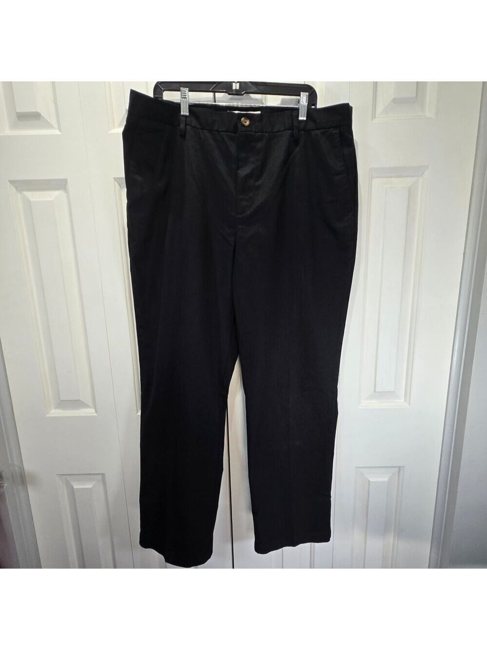 New Men’s Black Cargo Casual Pants – Size 38W x 30L